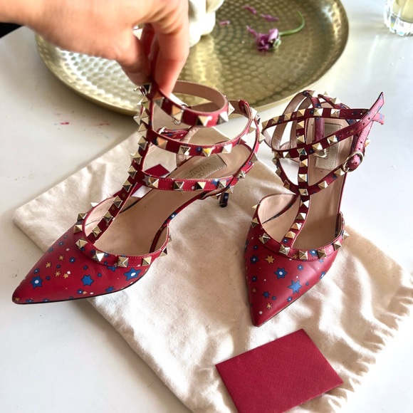 Valentino Red Rockstud heel. In perfect condition. Stunning. Size 37 - Picture 3 of 7